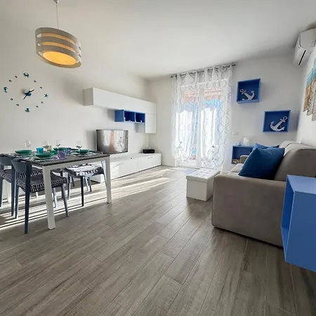 Blu Benaco דירה *